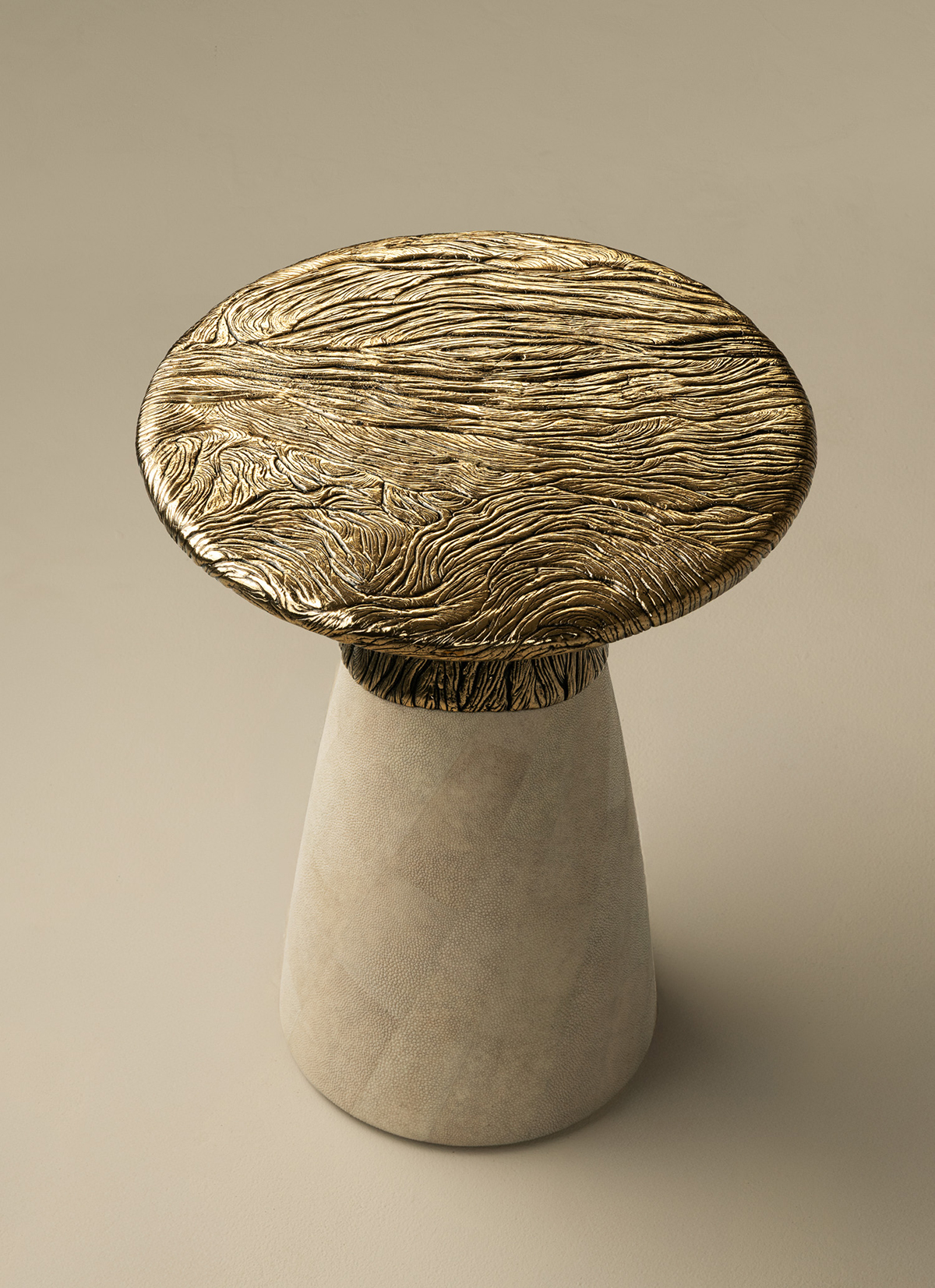 N0YXLCxVSIK de sousa hughes alexander lamont vermeil side table low