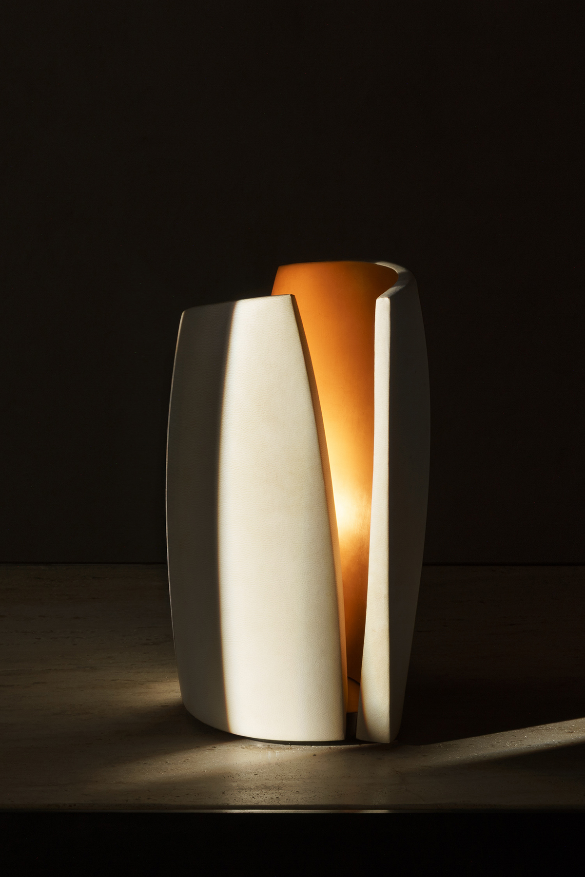 de sousa hughes alexander lamont gion lantern dark background