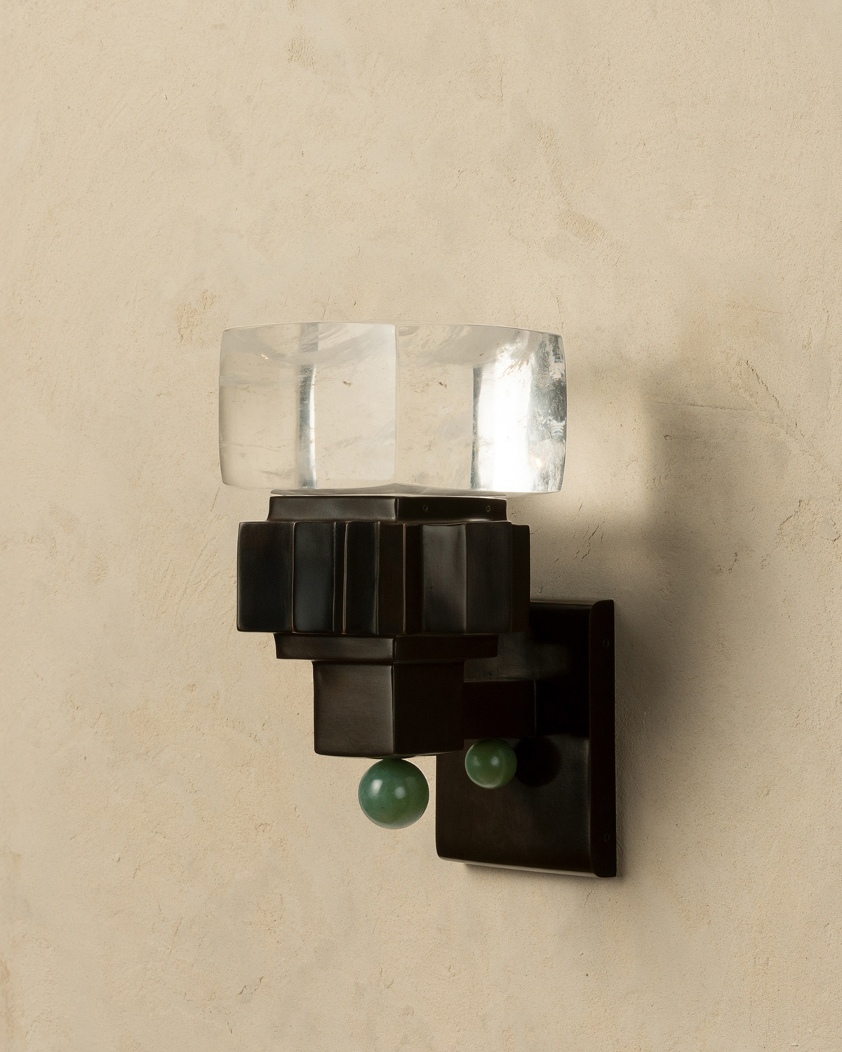 de sousa hughes alexander lamont pambadan sconce angle