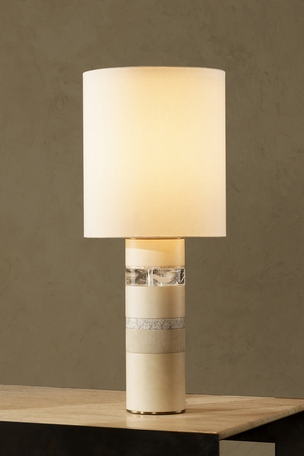 de sousa hughes alexander lamont quoit table lamp light on