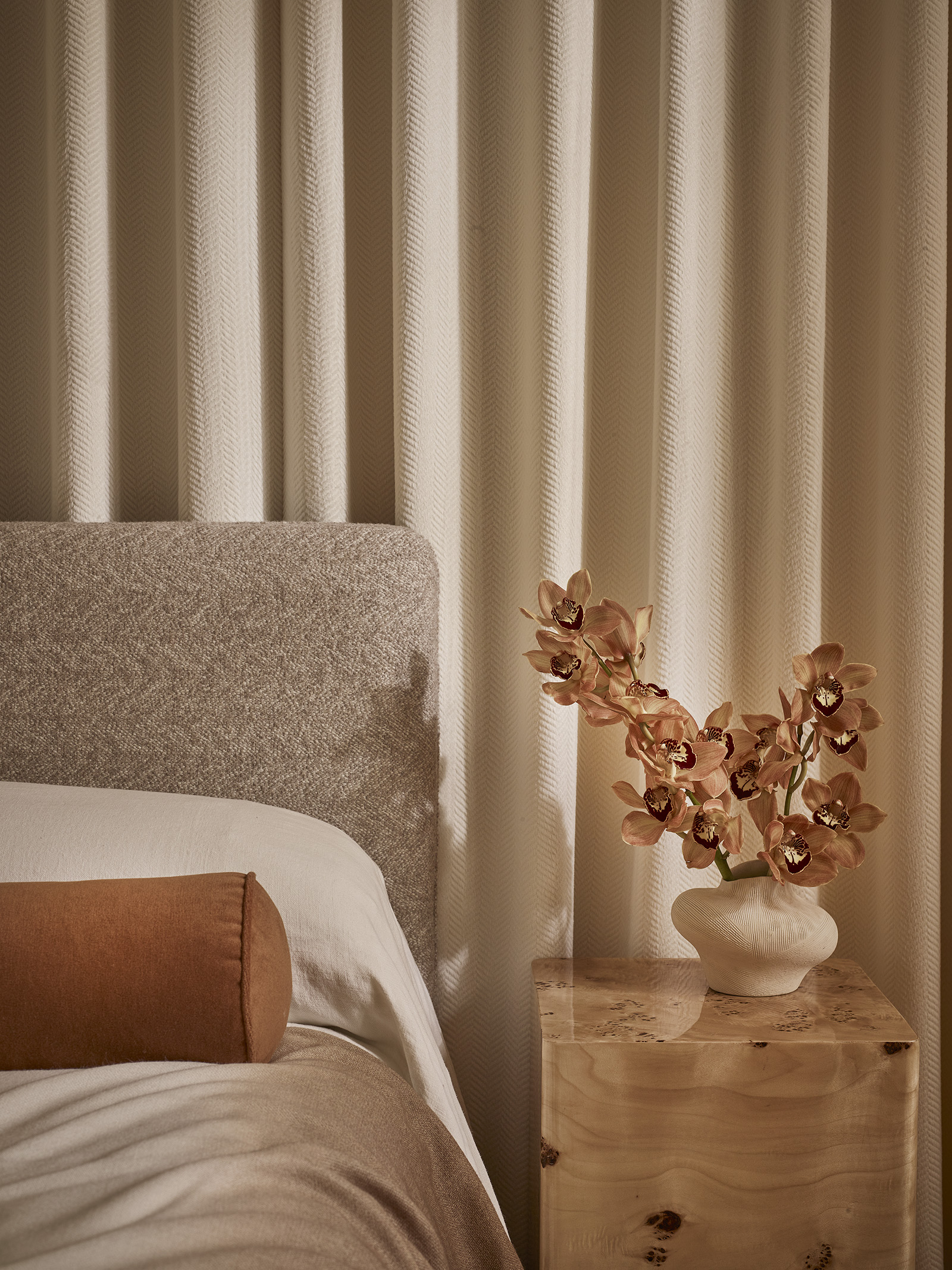 de sousa hughes rosemary hallgarten camelot bed detail 2026