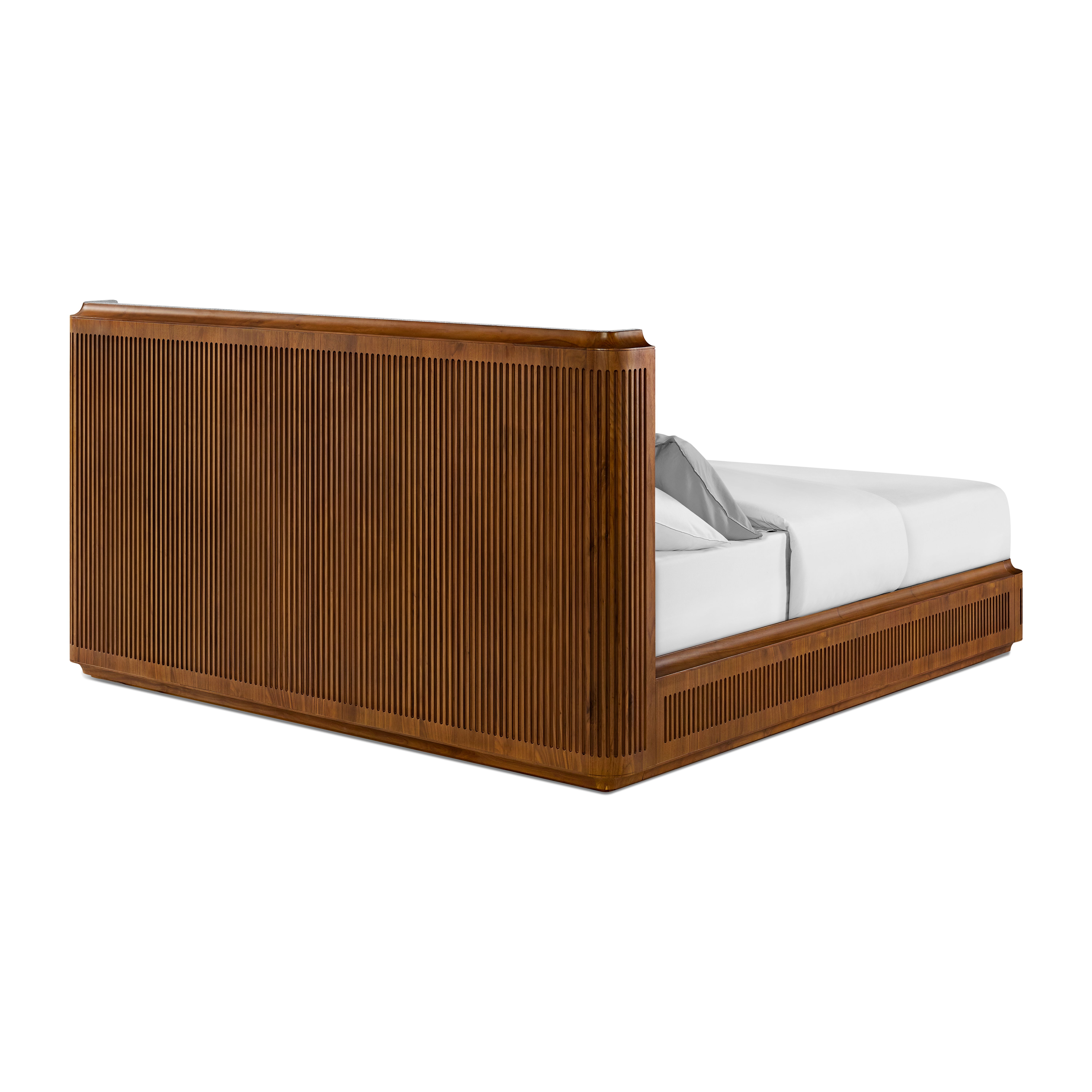 de sousa hughes atelier purcell romano bed rear angle