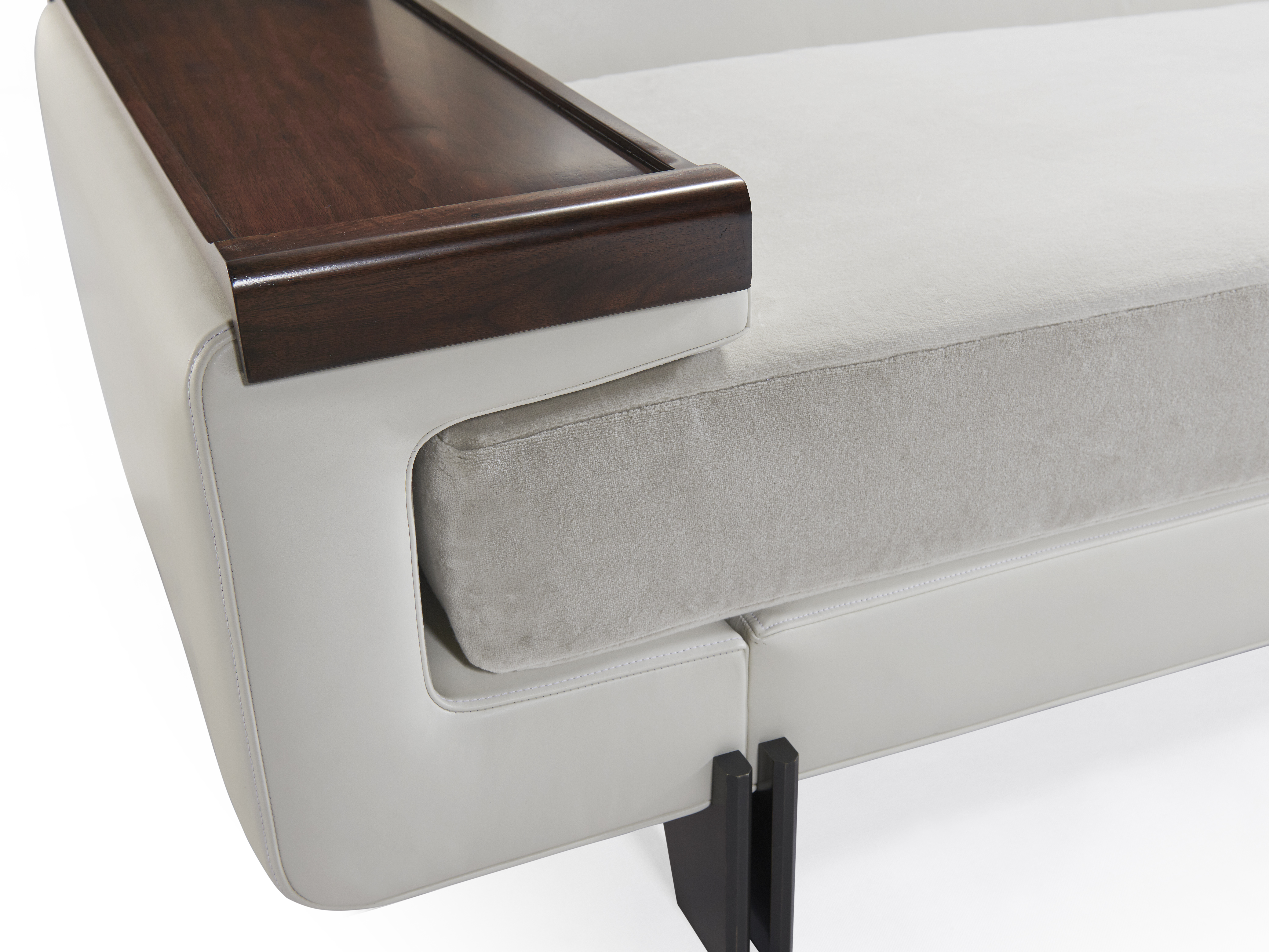 de sousa hughes atelier purcell PhalanxStandardSofa Back&BaseAPSmooth 01108Detail
