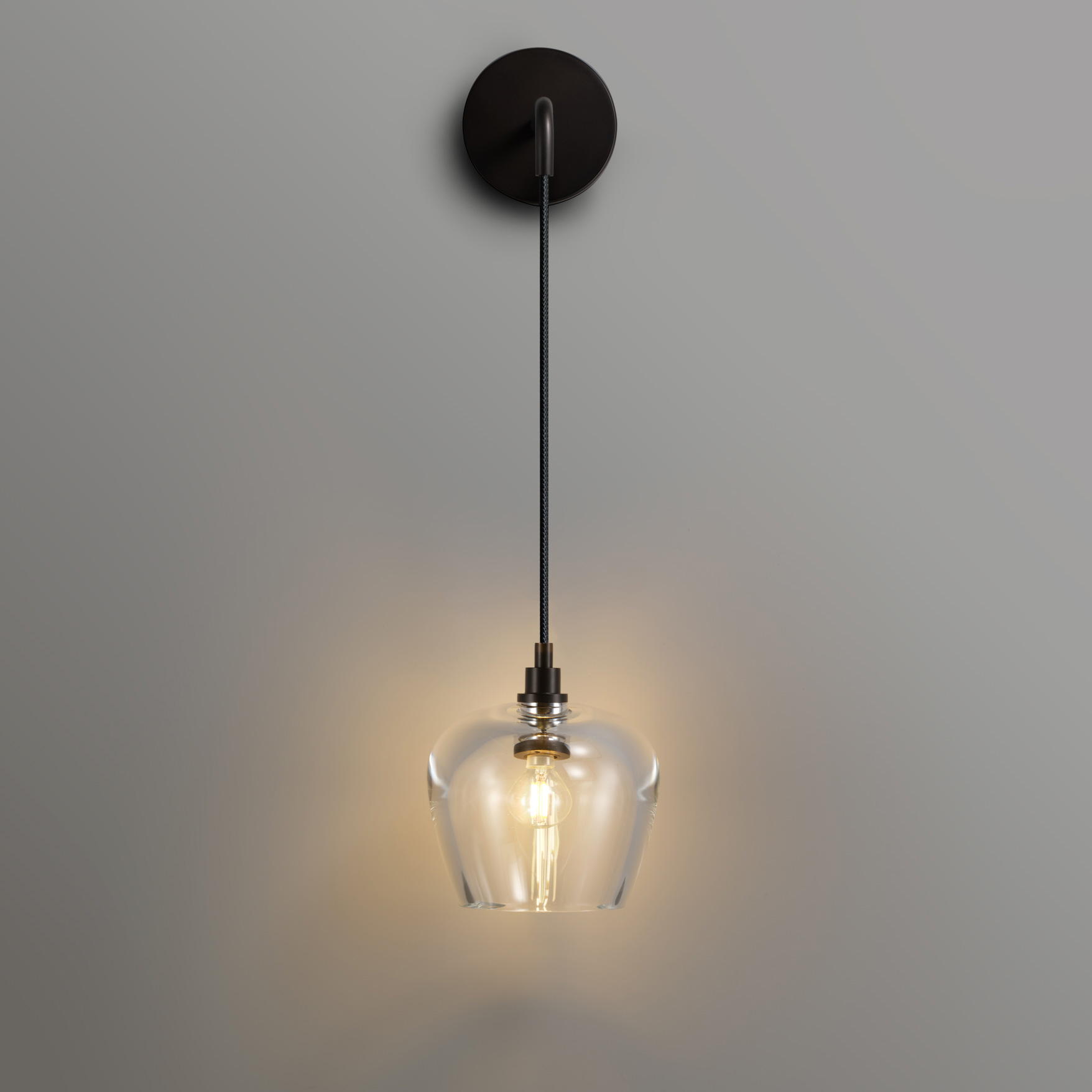 de sousa hughes Jonathan Browning Vallayer Sconce front