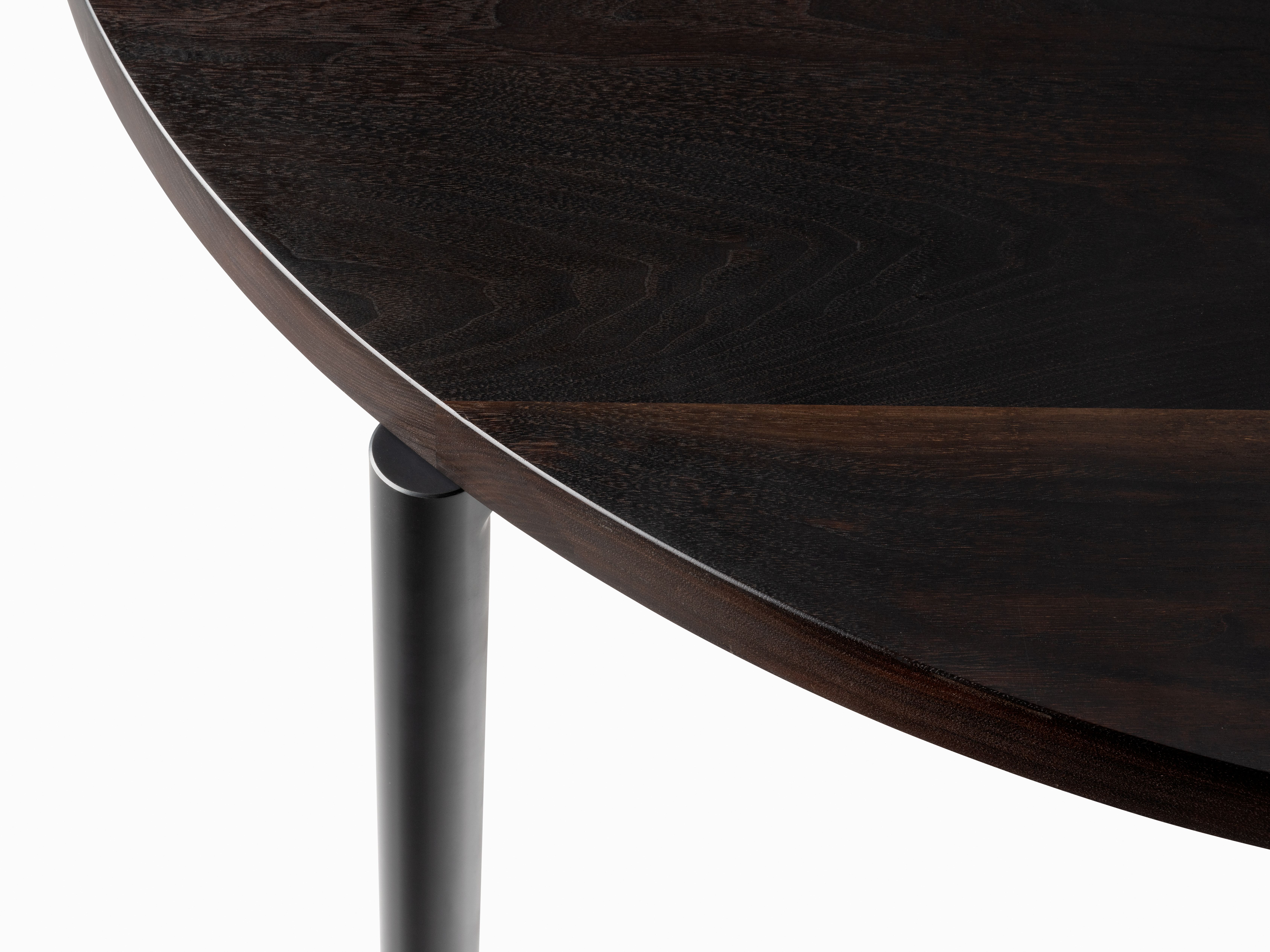 de sousa hughes mark albrecht four leg dining table round corner detail