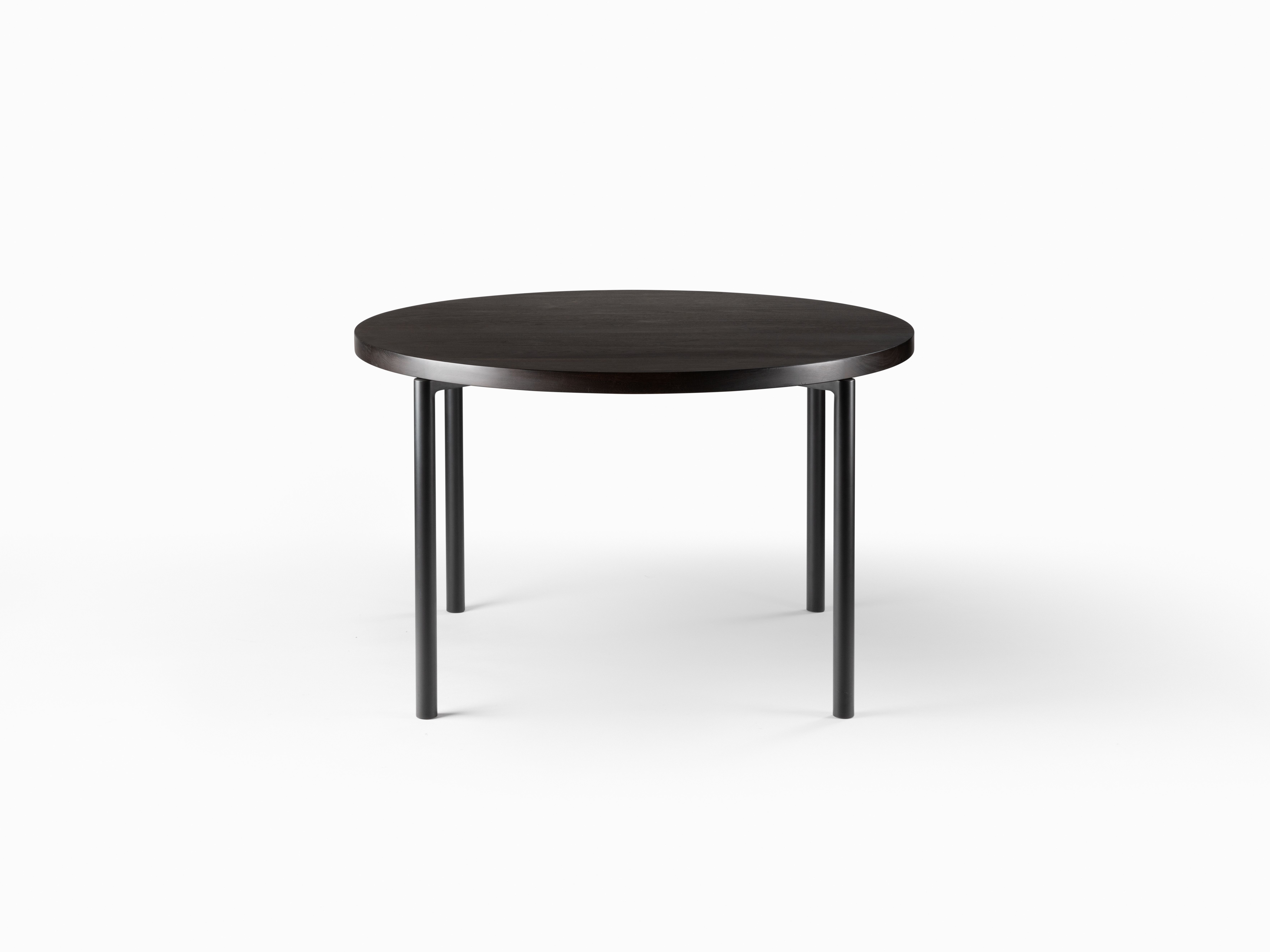 de sousa hughes mark albrecht four leg dining table round front