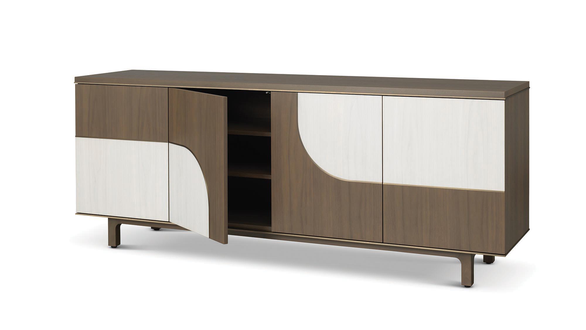 de sousa hughes Altura Furniture Ecco 84 open