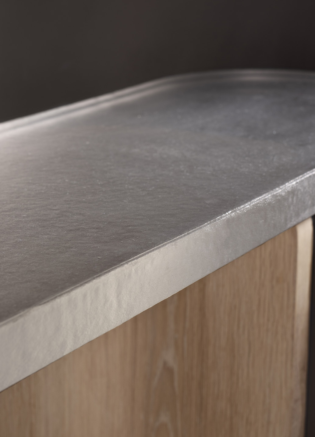 de sousa hughes john pomp Unearthed Honed Glass White Oak Console top detail