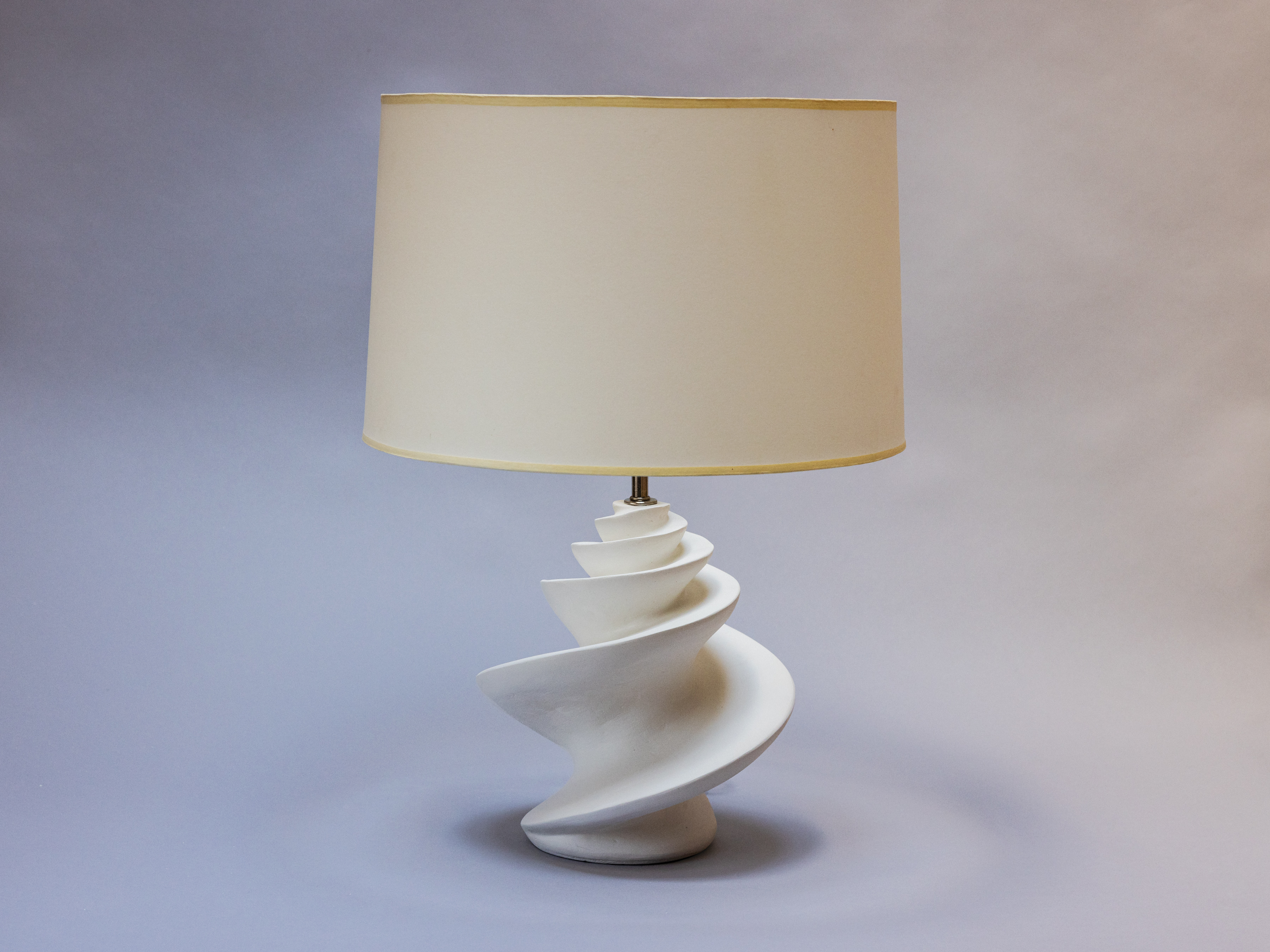 QfvGq de sousa hughes stephen antonson Little Loie Lamp