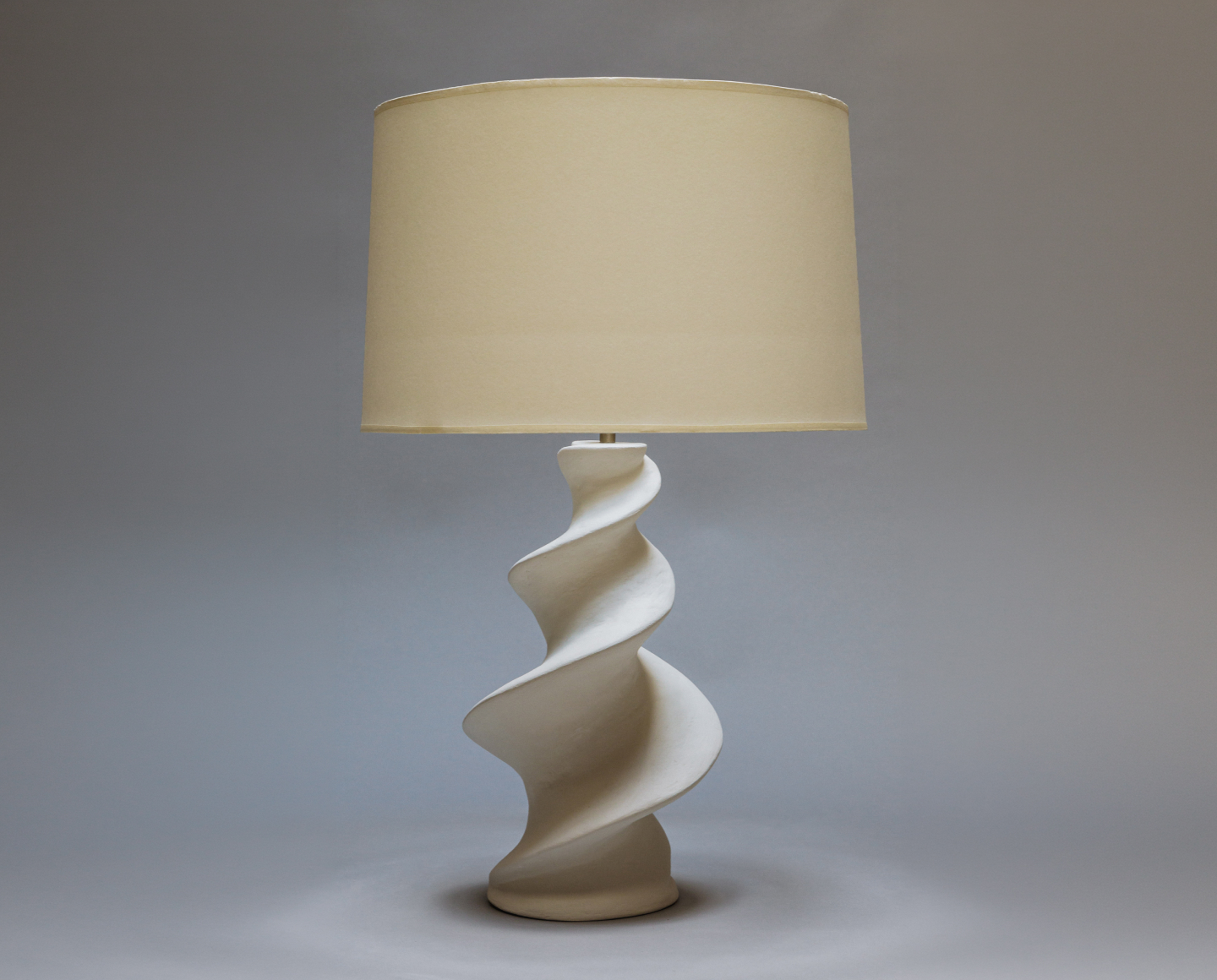 QfyEX de sousa hughes stephen antonson Loie Lamp thumbnail