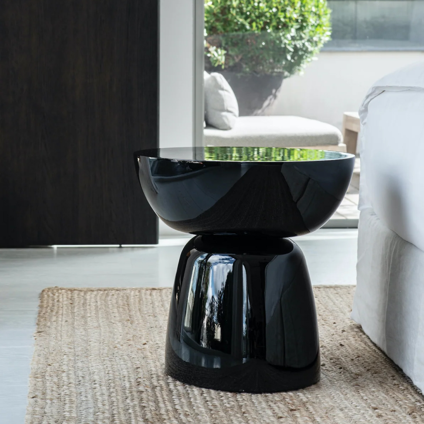 de sousa hughes liaigre carrousel side table install image