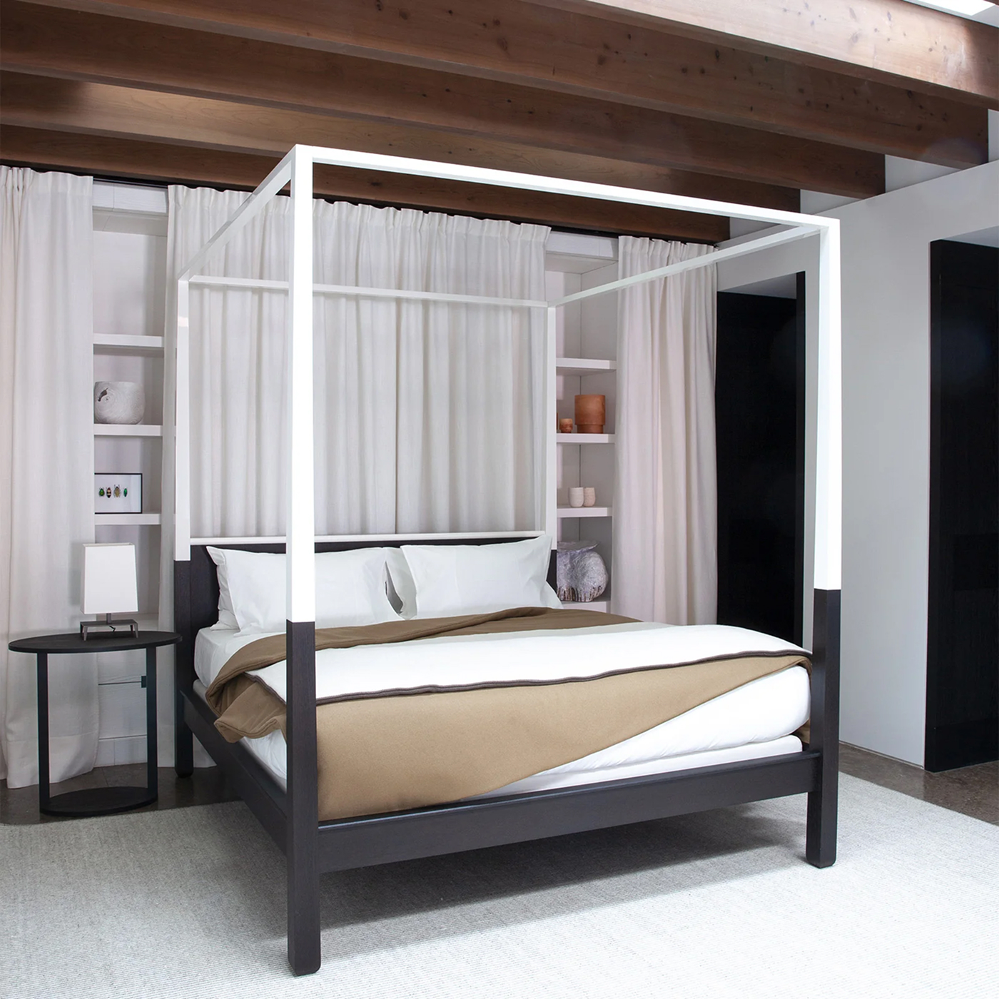 de sousa hughes liaigre zanzibar bed interior