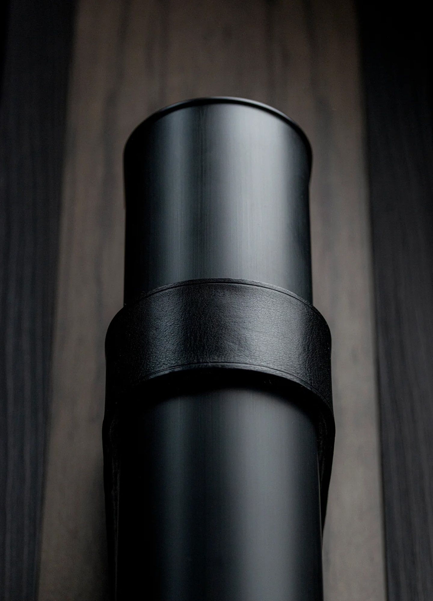 Qx18OKxIJ8Ou de sousa hughes liaigre brizan table lamp detail studio liaigre 2