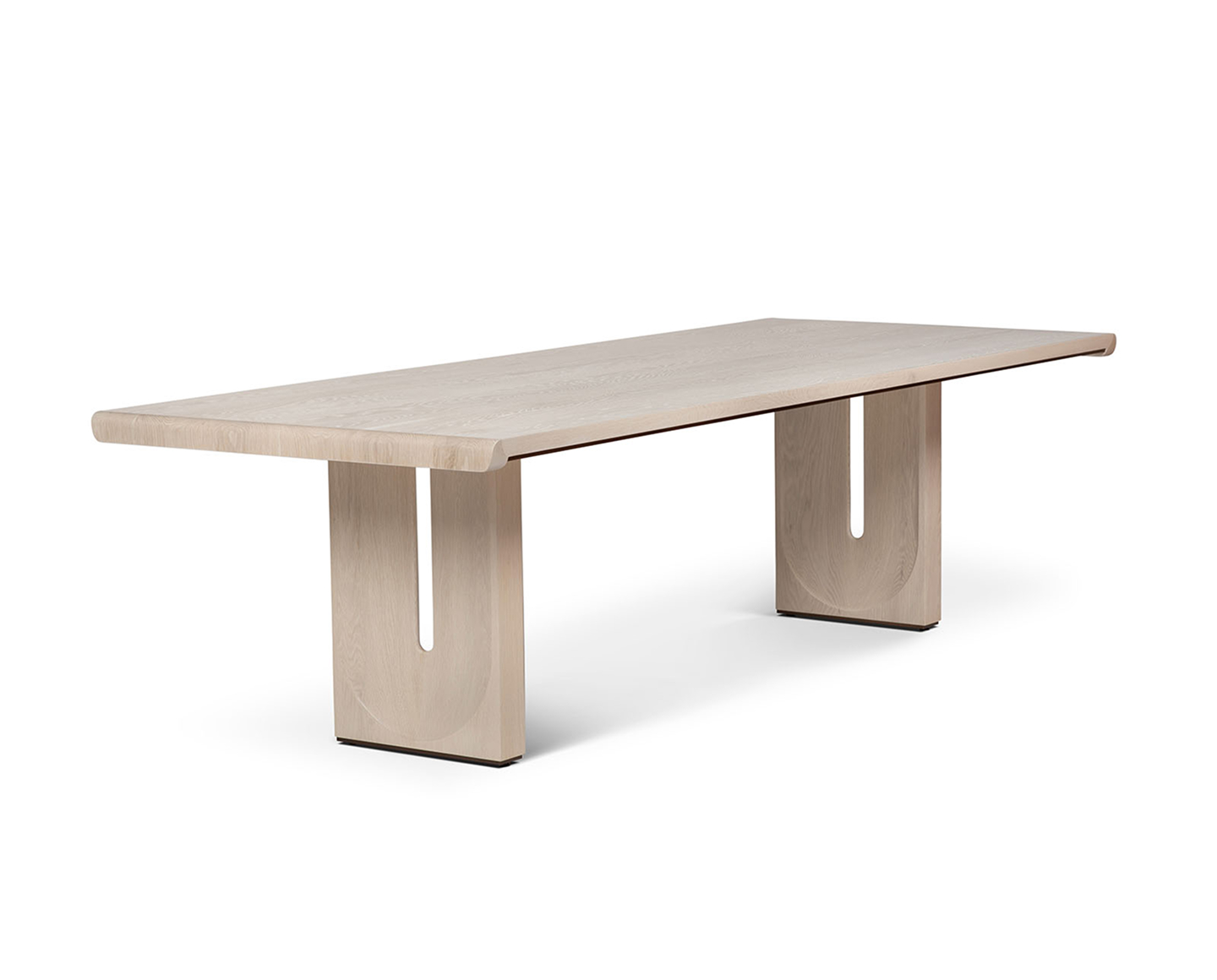 03pQrRG de sousa hughes troscan cloister dining table oak coastal thumbnail