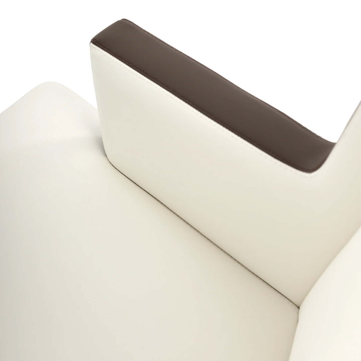 de sousa hughes liaigre mont thabor lounge chair arm detail