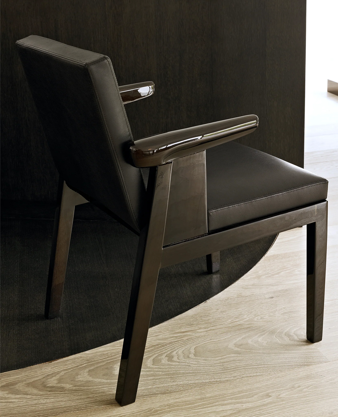 de sousa hughes liaigre hector chair side interior image