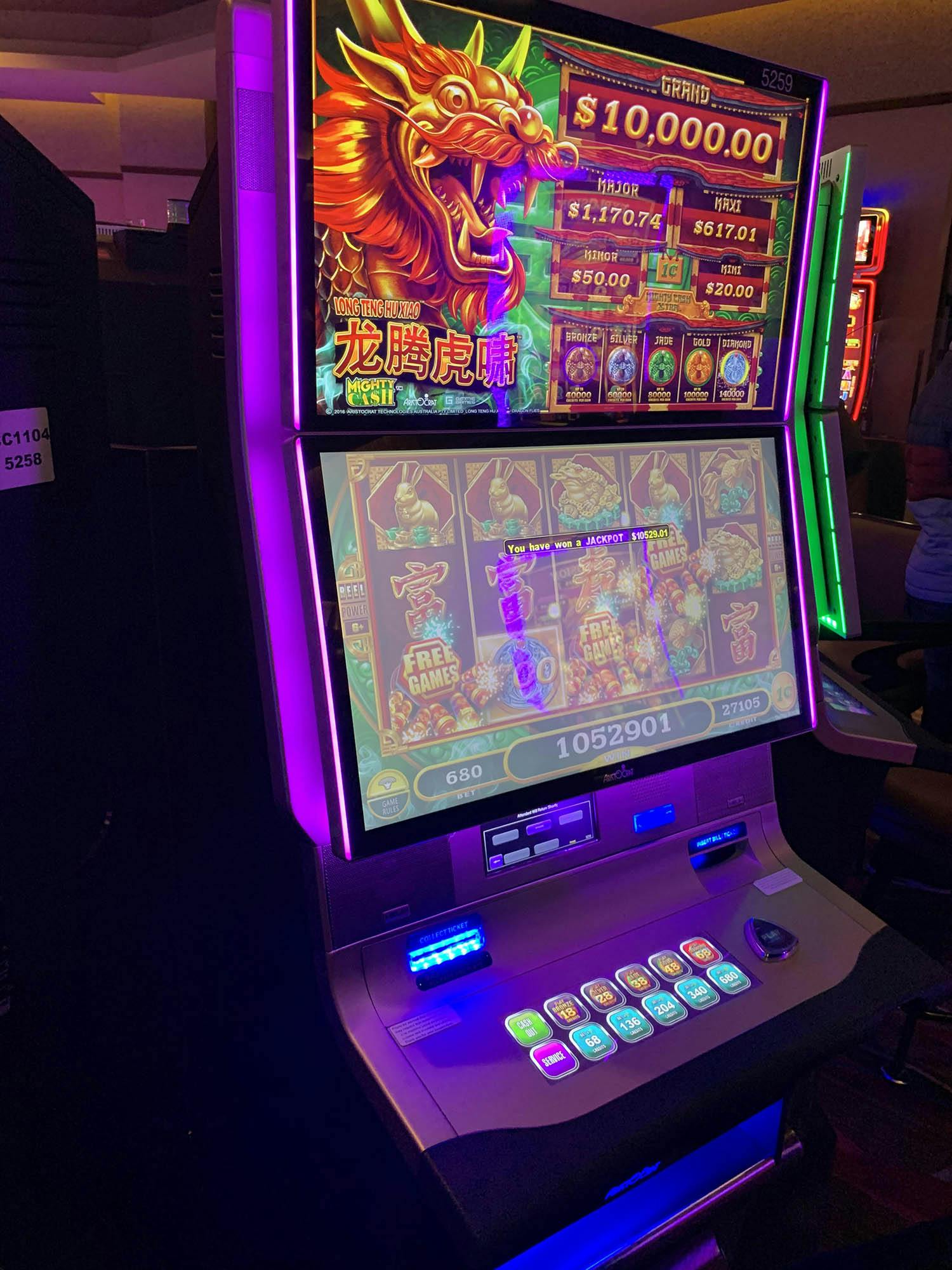 Slots — Rivers Casino Des Plaines