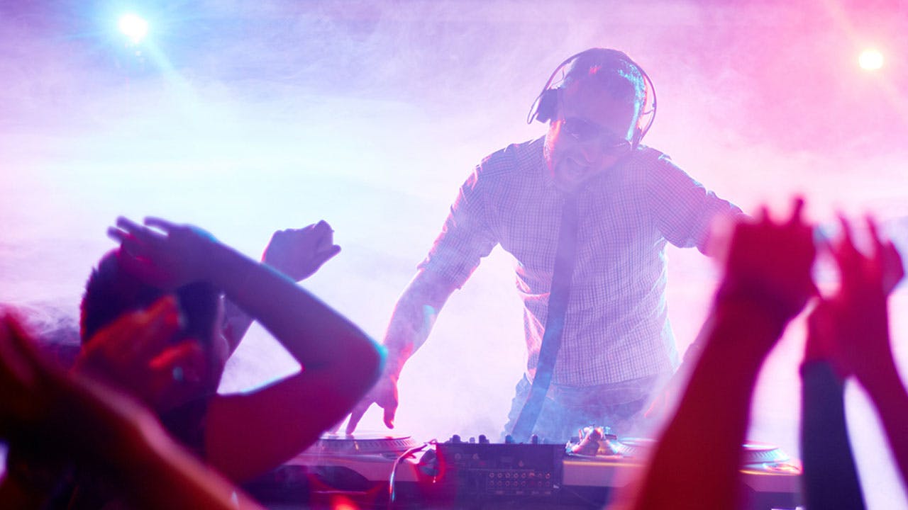 DJ ERGE and DJ Q