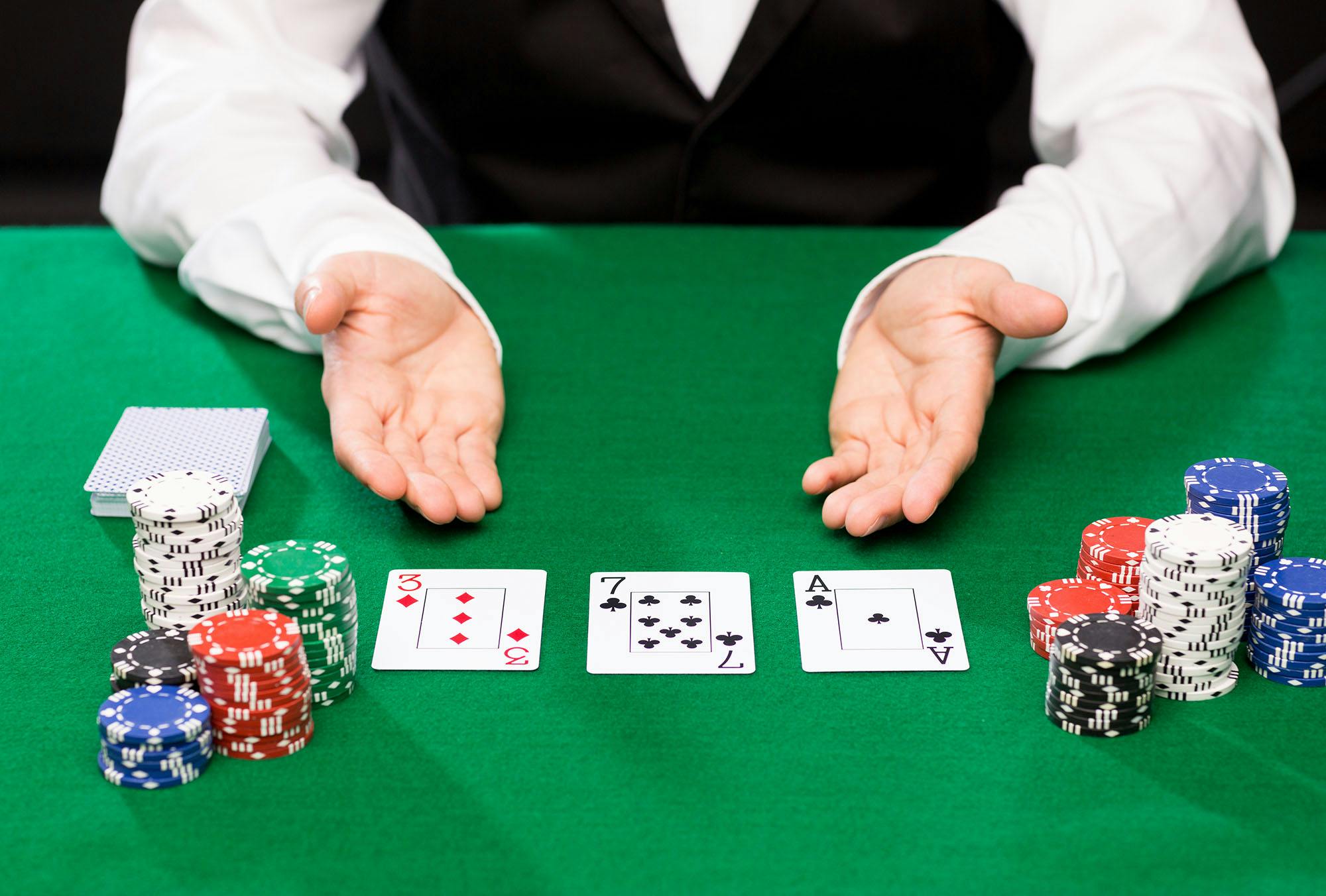 Ultimate Texas Hold'em— Rivers Casino Des Plaines