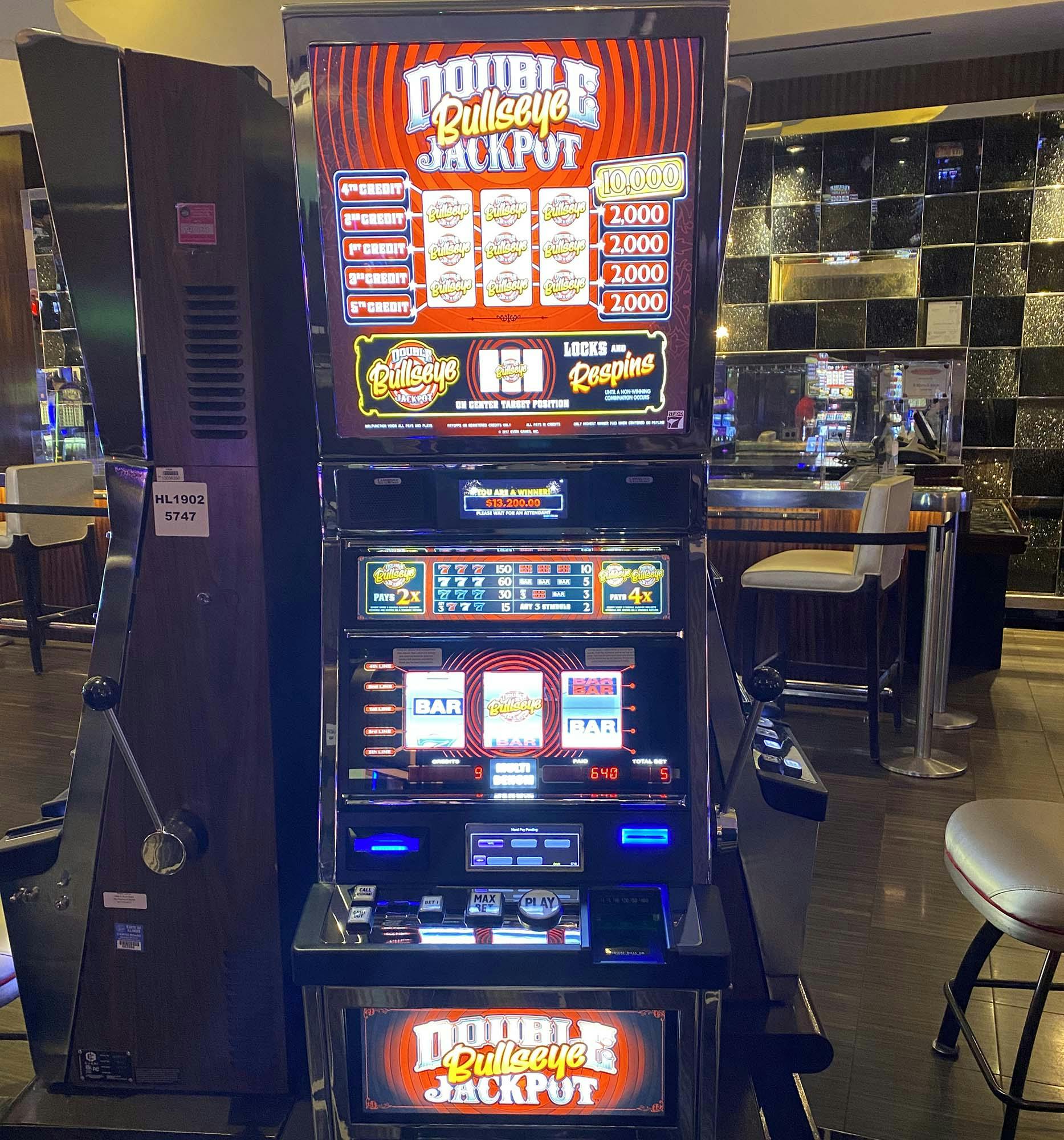 Play free pokies