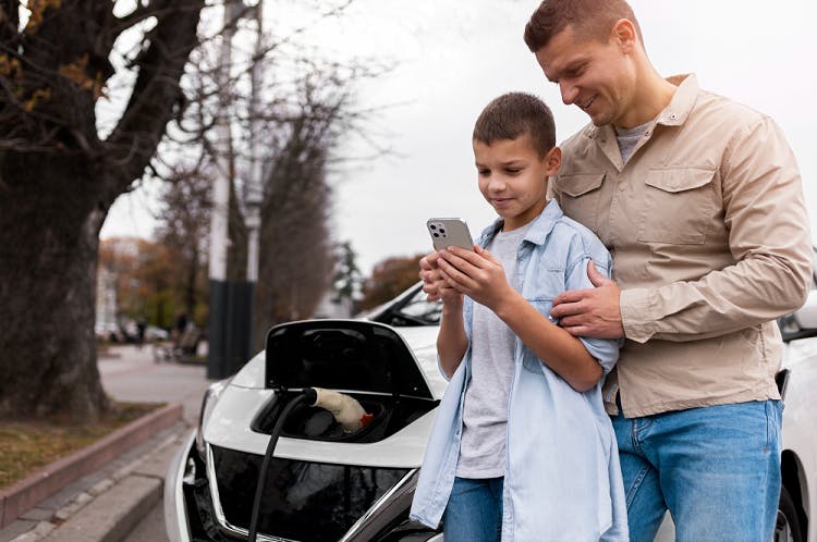 El coche eléctrico, la mejor inversión para las futuras generaciones