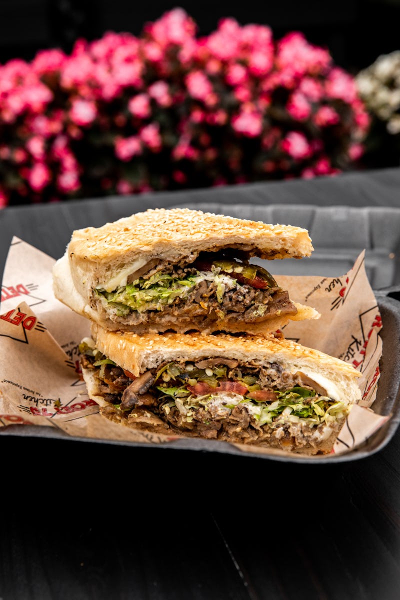 World Class Food Truck In Detroit Detroit 75 Kitchen