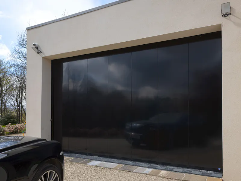 What is the new trend in garage doors?