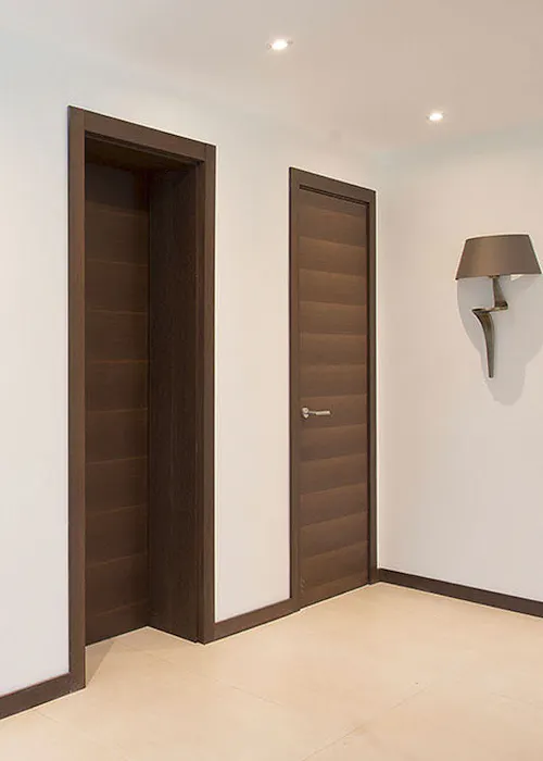 A pair of internal Deuren doors