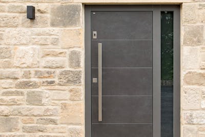 Olivo SI Front Door | Prado Agate Grey | Glazed Side Lateral 