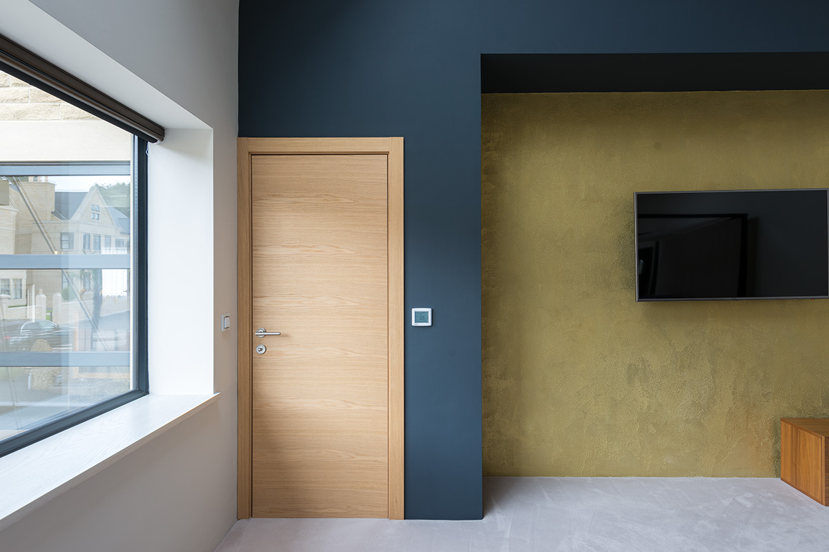 Bespoke Trem H Internal Door Natural Oak 