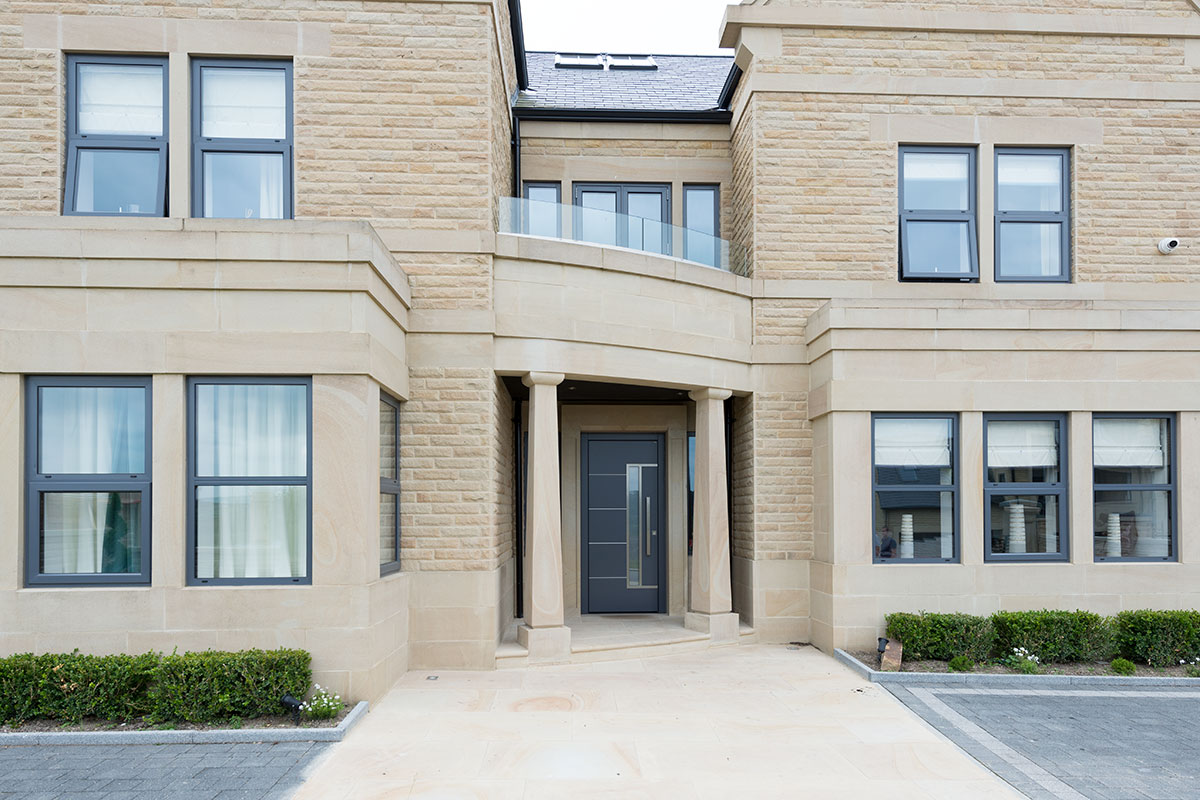 Modern Dark Grey Ceramic Pianura 3