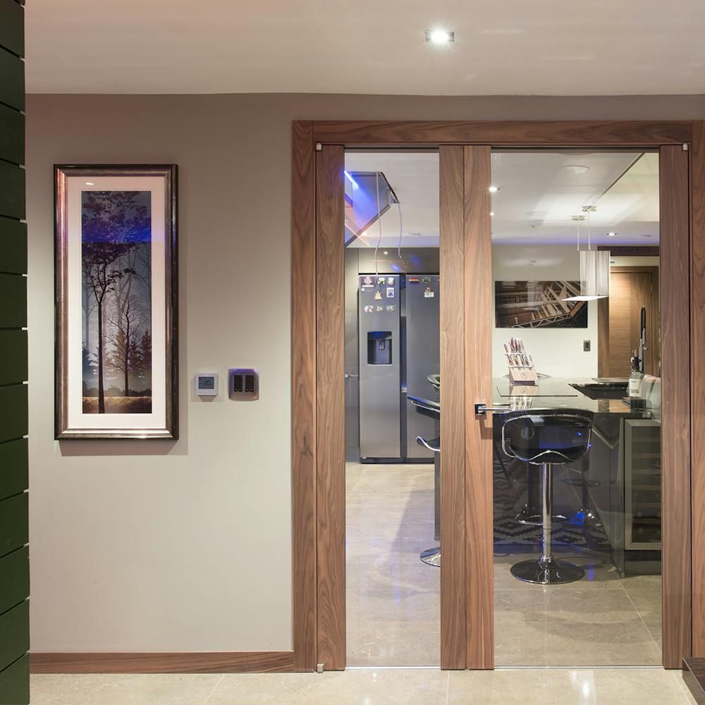 Deuren glazed modern internal door