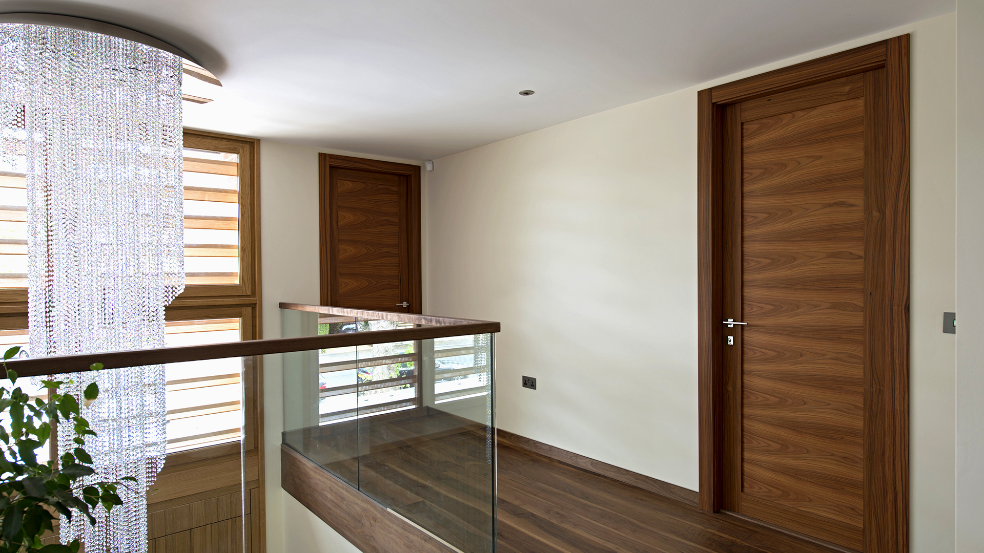 Is there a maximum width and height for internal doors?