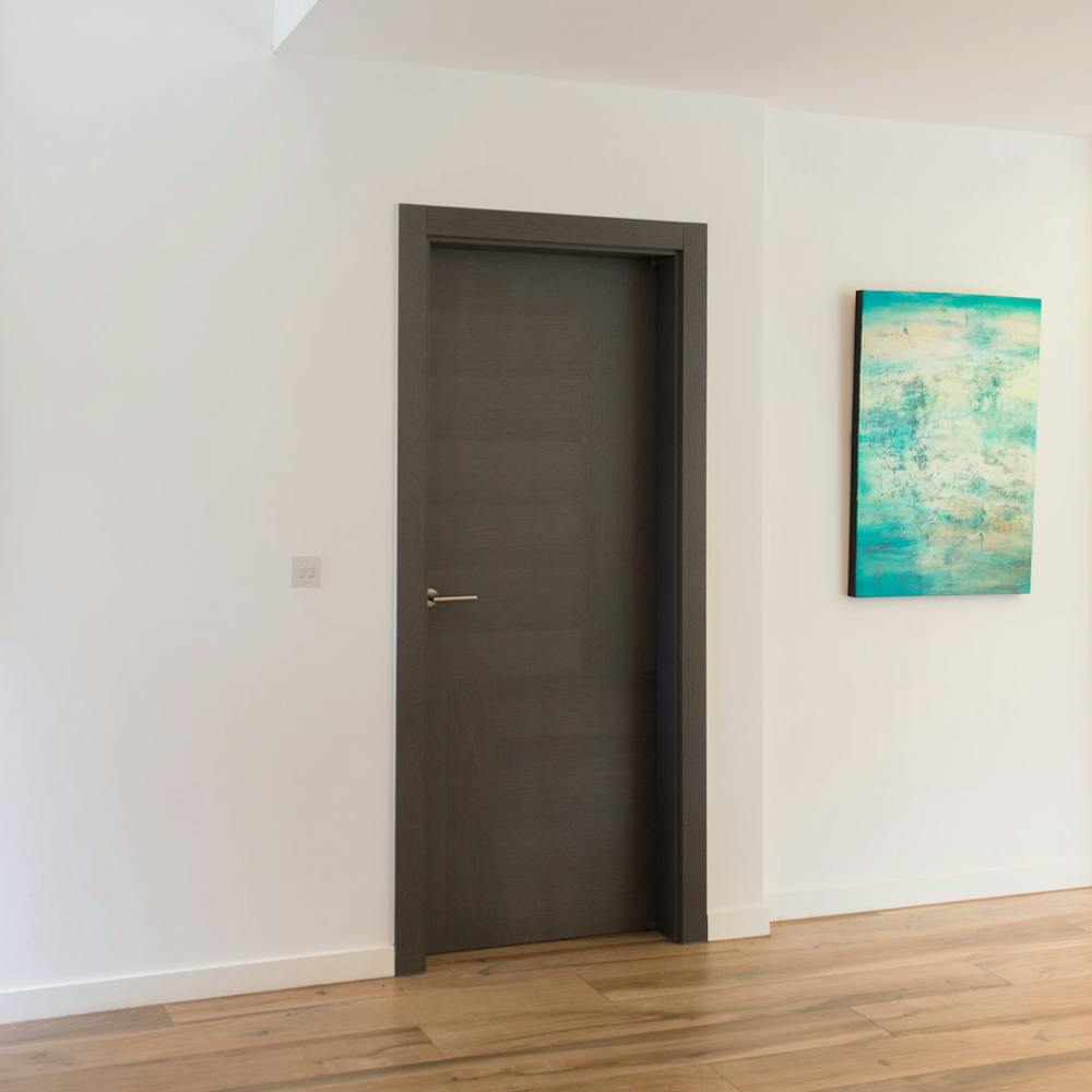 Statement doors and minimal design