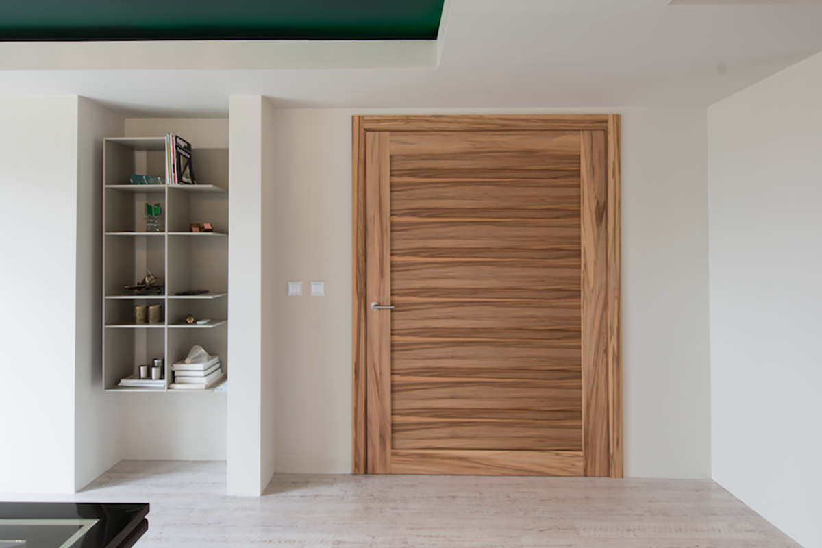 Deuren oversized door, installed in a property. Gio design, in Olive Ash.