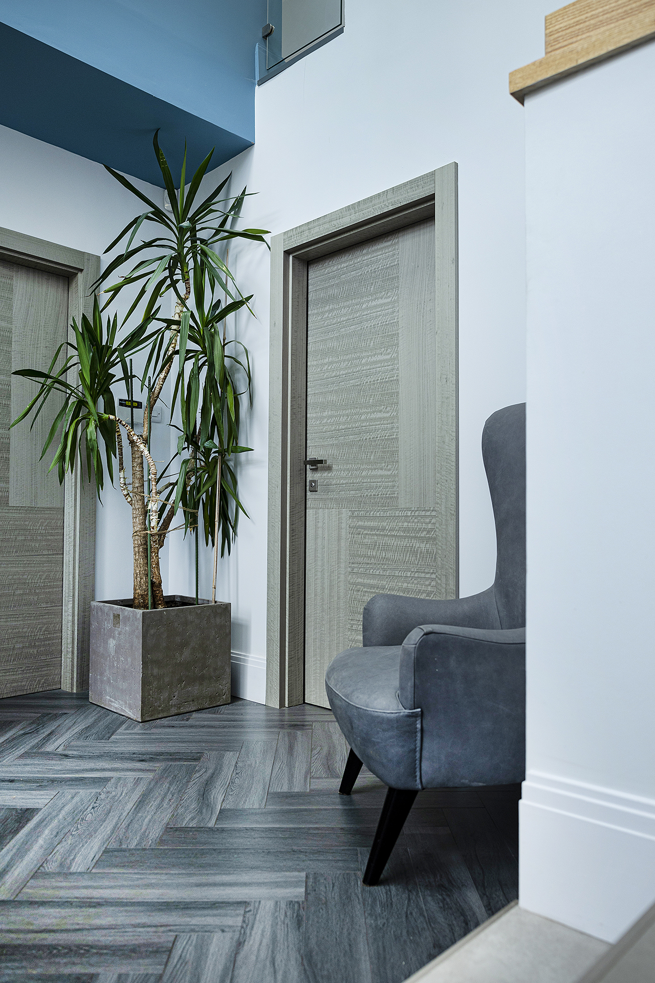 Bespoke Internal Silver Eucalyptus Vario 4 