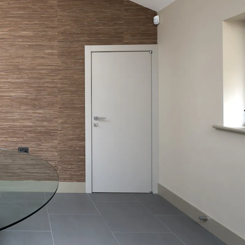 Ensuring a coherent style between internal and front doors