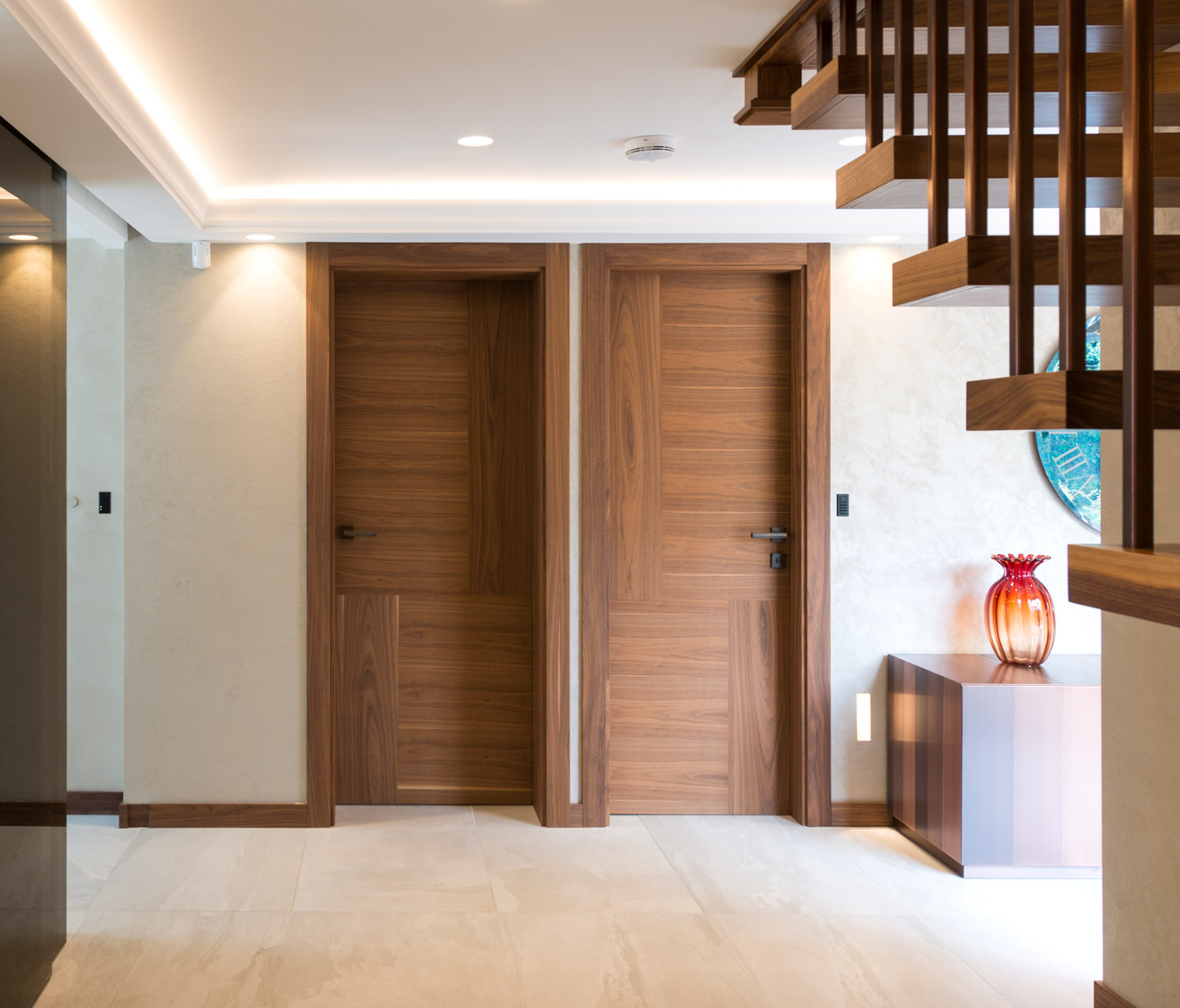 A seamless, matching aesthetic