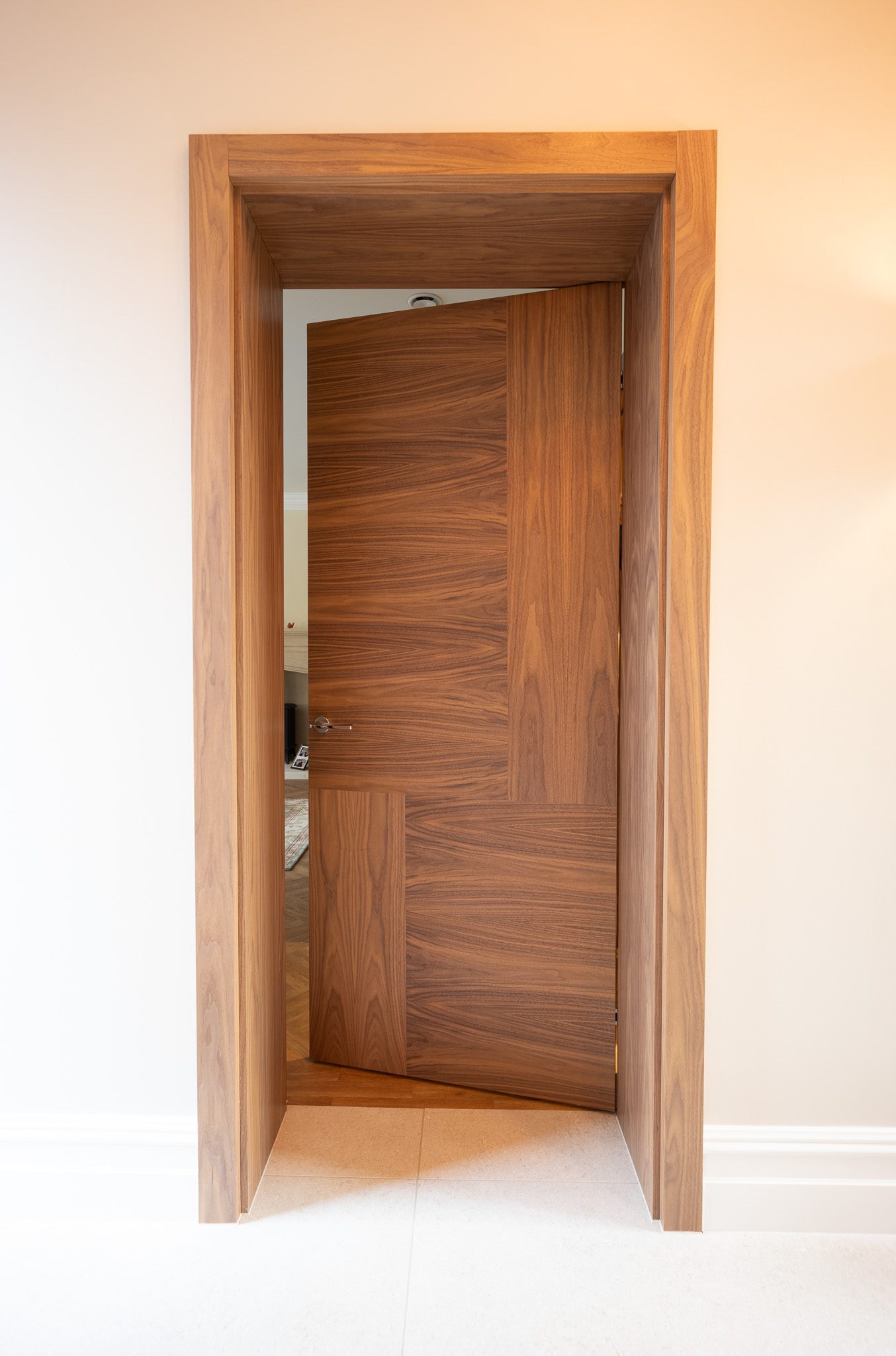 Bespoke Internal door deep architraves Vario 4 Walnut