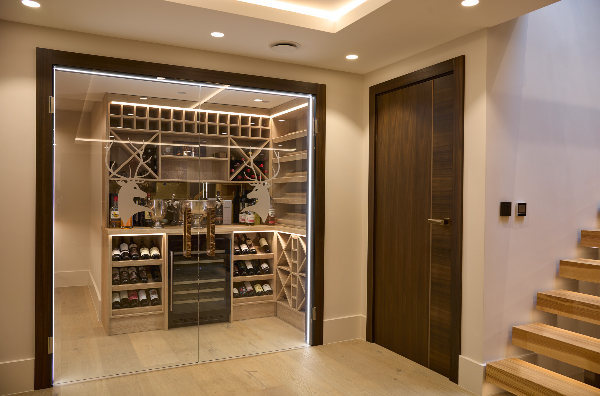 Bespoke Internal Glass door Vetro with engraving