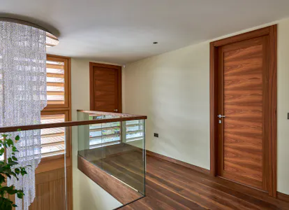 Effectively using veneer for the best impact