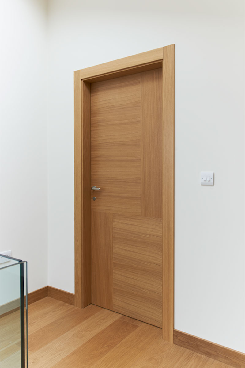 Bespoke Internal Door Natural Oak Vario 4
