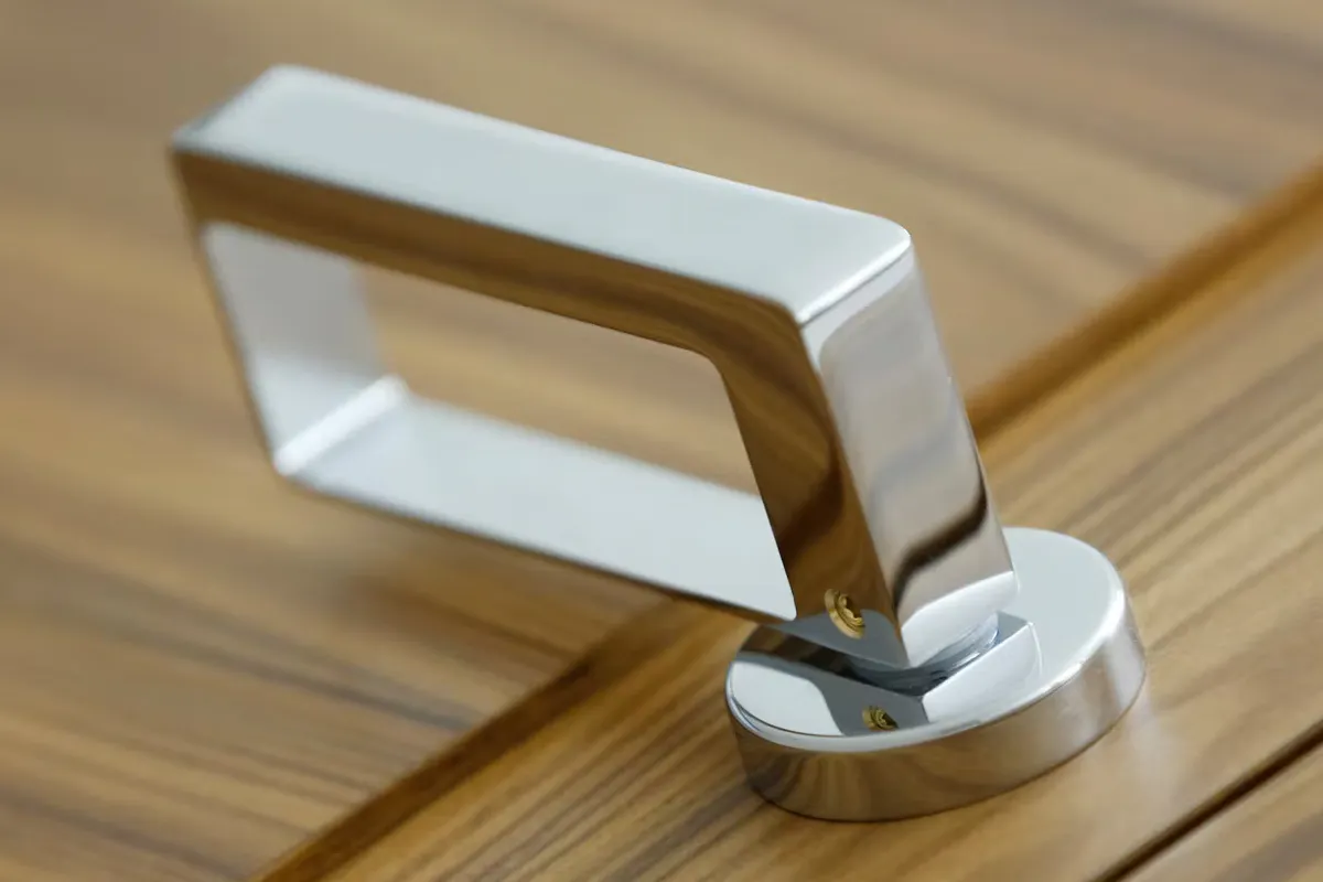 chrome handle 