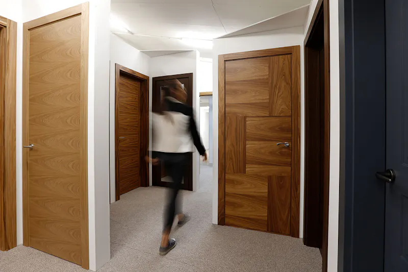 Benefits of visiting our showroom