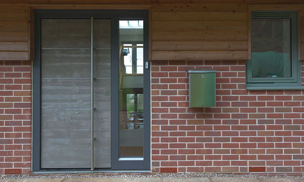 Deuren front bespoke doors