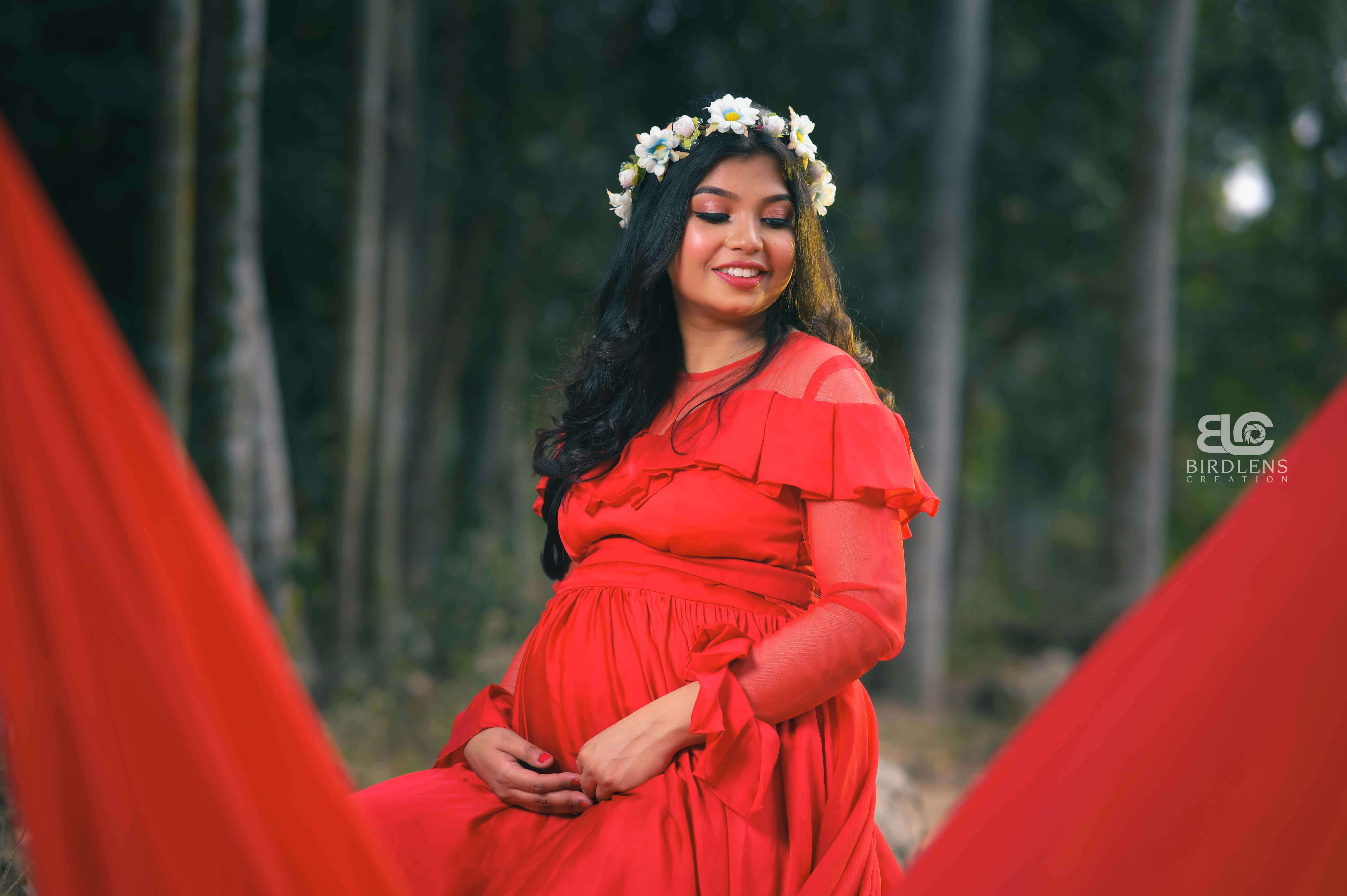 Maternity photographers in kolkata