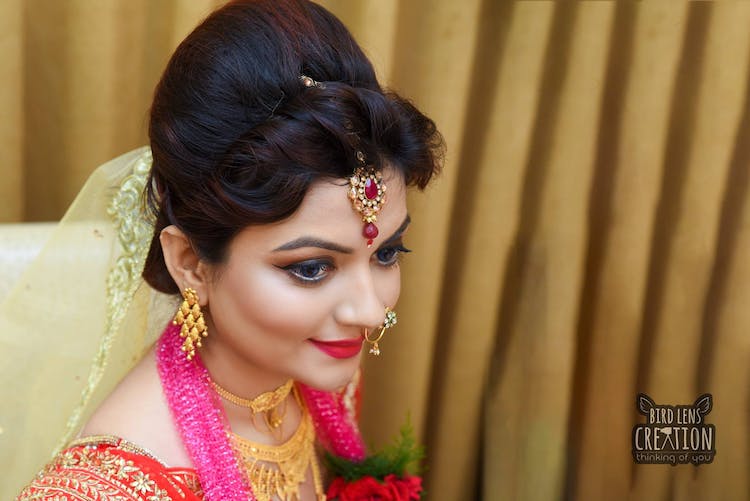 Top 25 Trending Bengali Bridal Hairstyle 2022