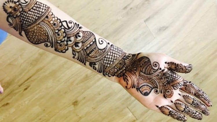 Top 11 Bengali Bridal Mehndi Design Ideas [2022]