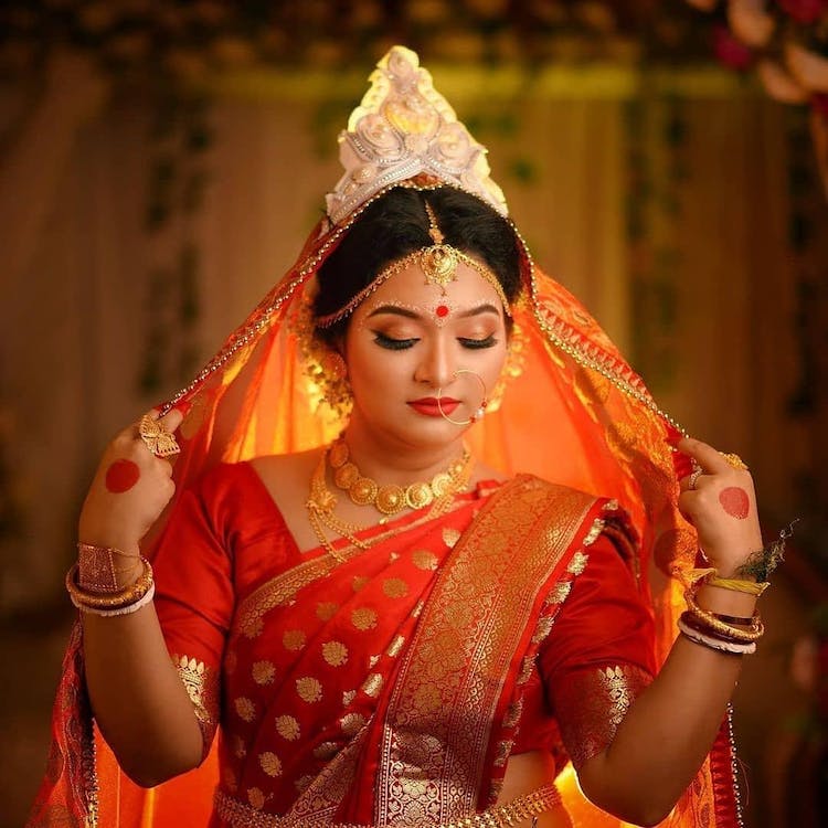 12 beautiful Banarasi sarees for Bengali bride