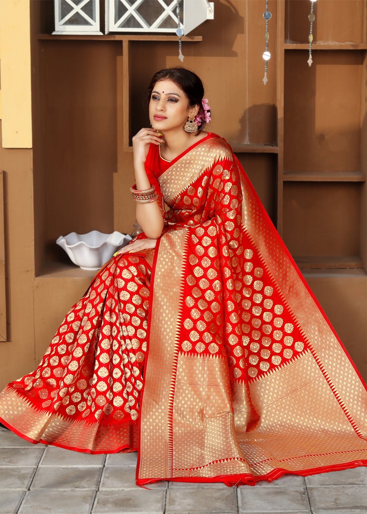 12 beautiful Banarasi sarees for Bengali bride